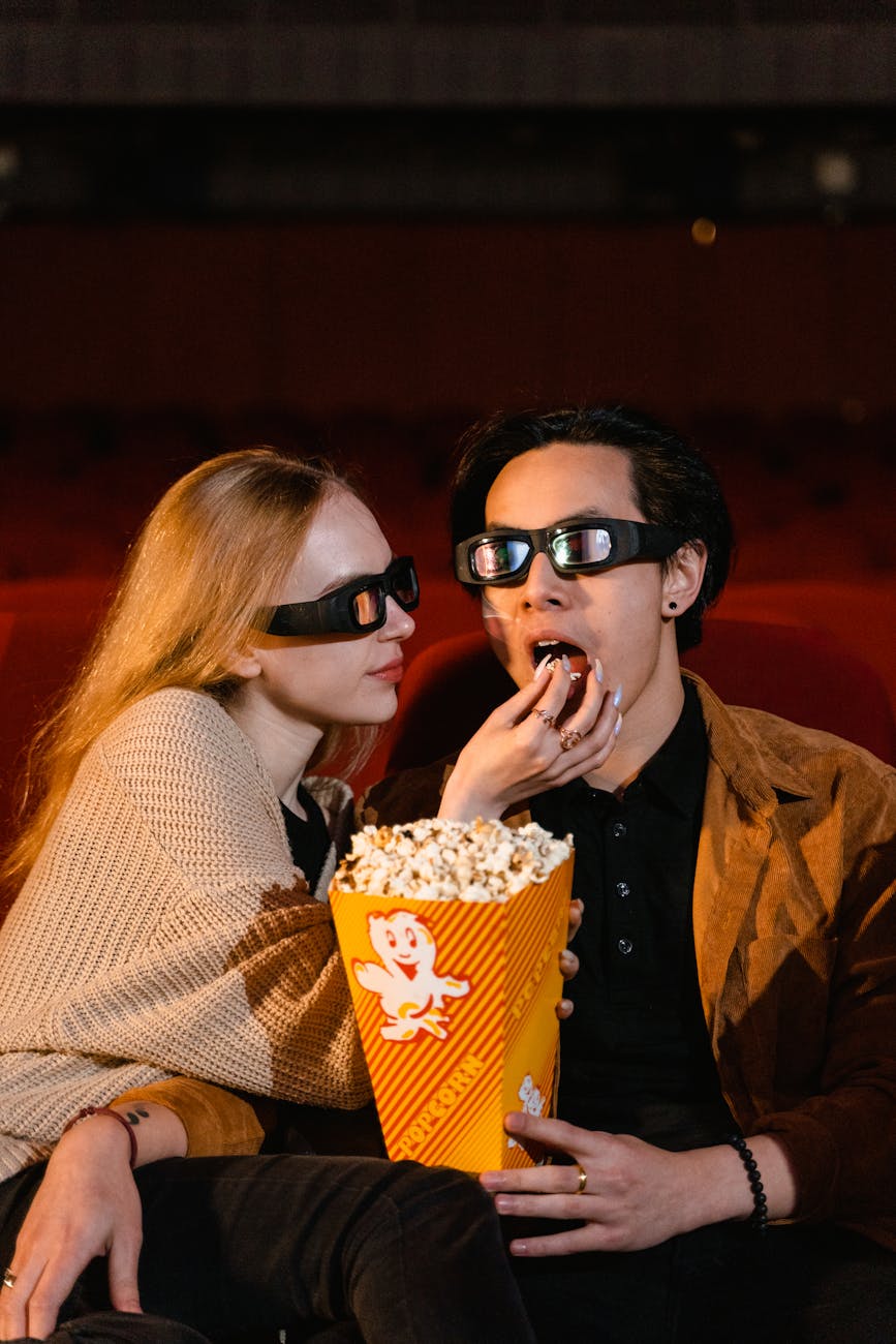 8 Rom-Com Movies And Dramas That I can Watch Anytime