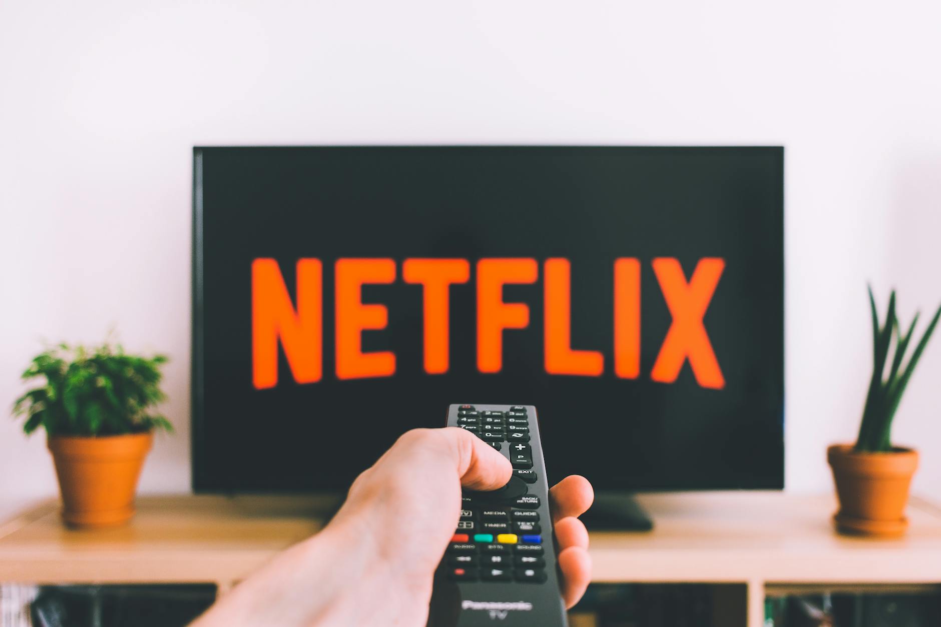 17 Hidden Gems on Netflix You Haven’t Seen Yet (2025)